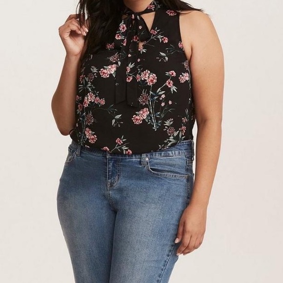Torrid Black & Pink Floral Tie Georgette Tie Chiffon Tank Top Blouse - Picture 3 of 9